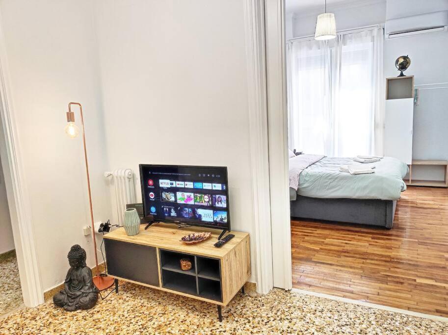 As ✓Two Bedroom Apartment In Thissio Афіни Екстер'єр фото